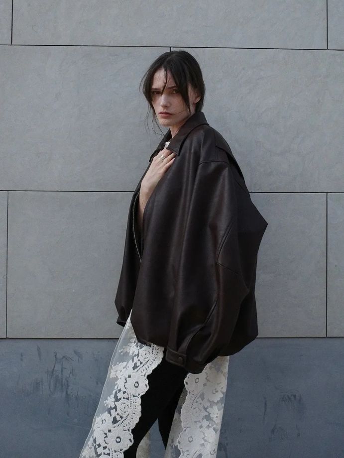 明日発売】CLANE「FAKE LEATHER BALLOON JACKET」— 上品さとモードを