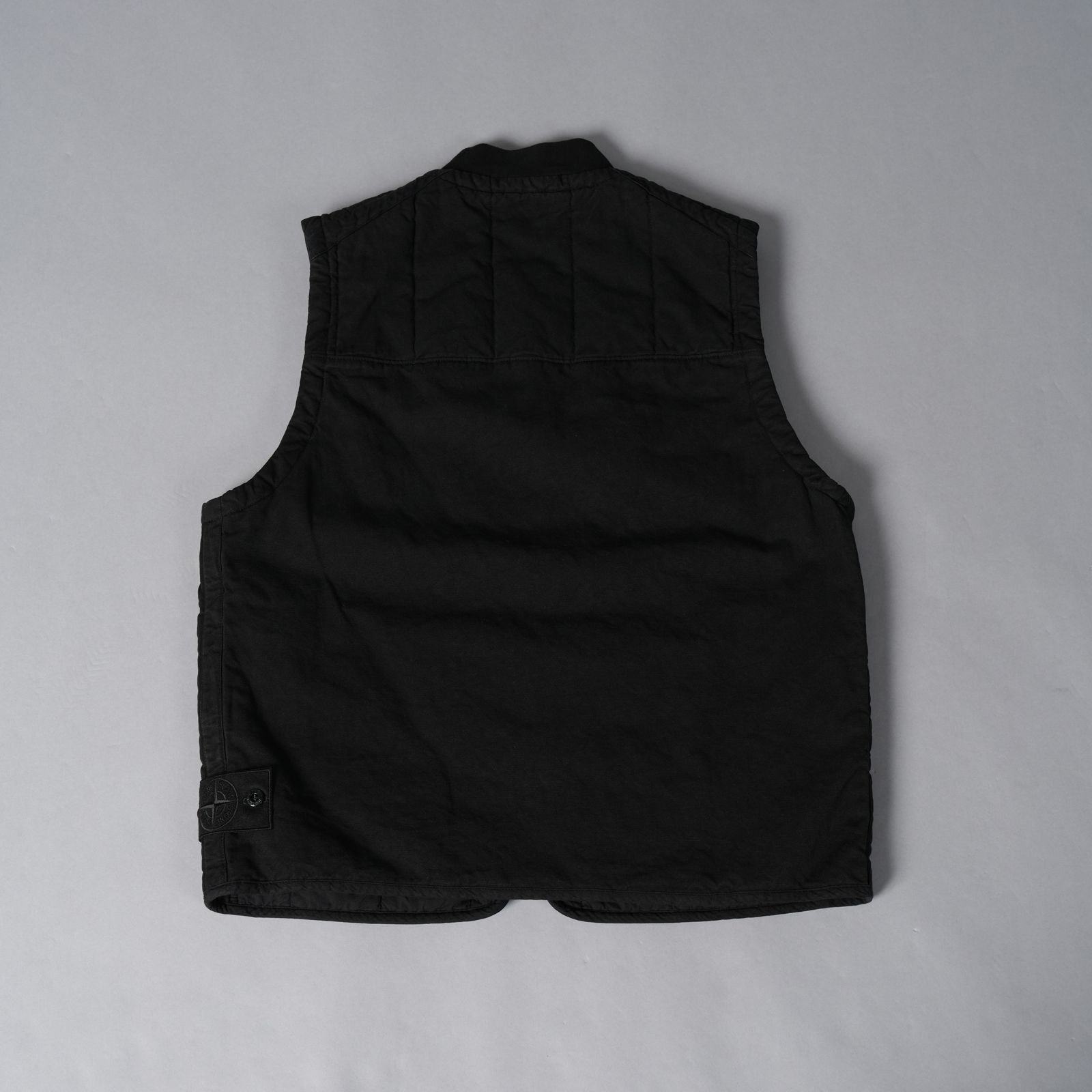 STONE ISLAND - G100004 / VEST / ベスト (ブラック) | Confidence