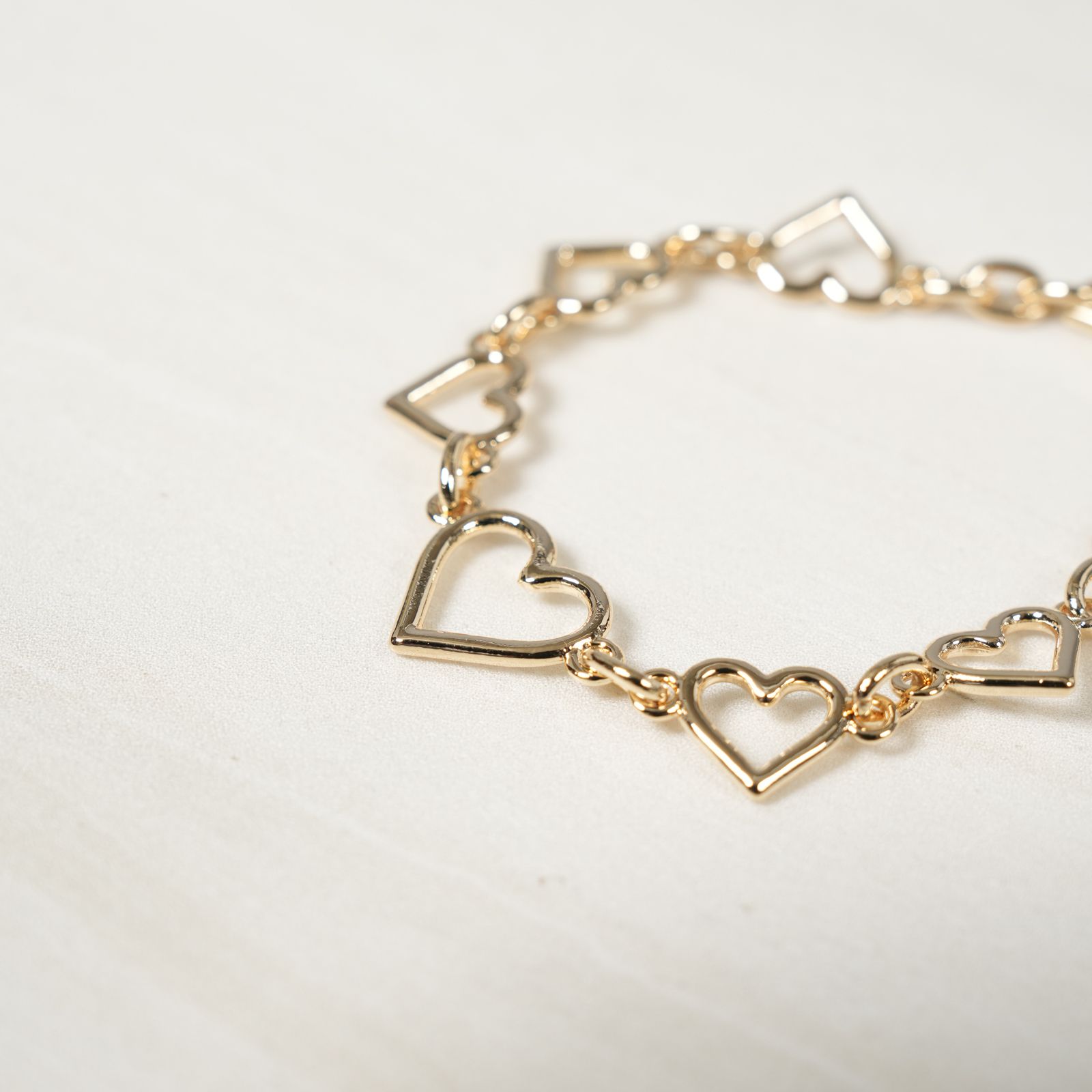 BASICKS - 【ラスト1点】Heart Shaped Bracelet / ブレスレット