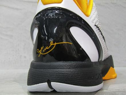 国内4月15日発売予定】ナイキ コービー 6 プロトロ 