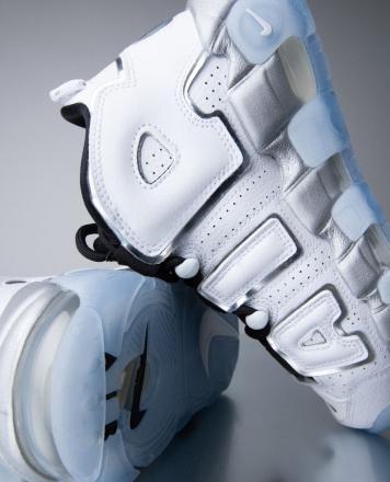 国内5月1日発売予定】 ナイキ エア モア アップテンポ ホワイト