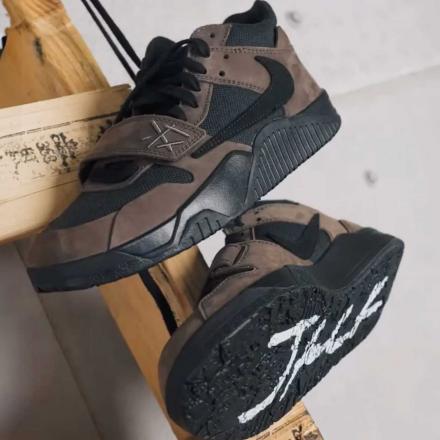 国内11月26日発売予定】 トラヴィス・スコット × ナイキ ジョーダン