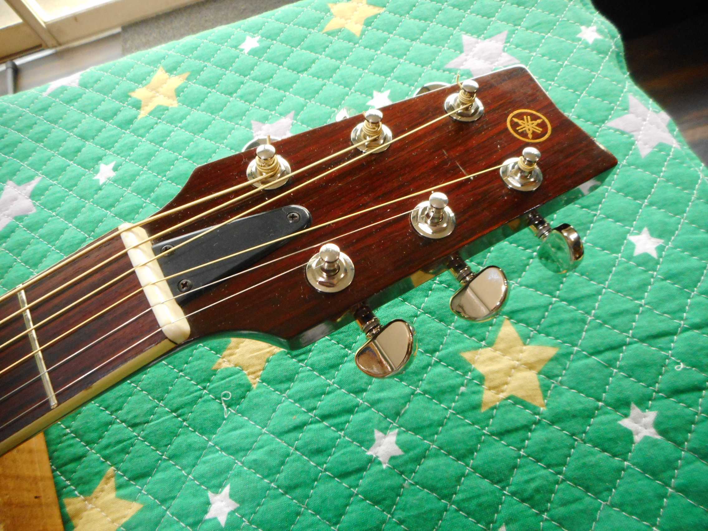 ◇YAMAHA FG250F 黒ラベル ネック元起き修正 | 青春のギターリペア