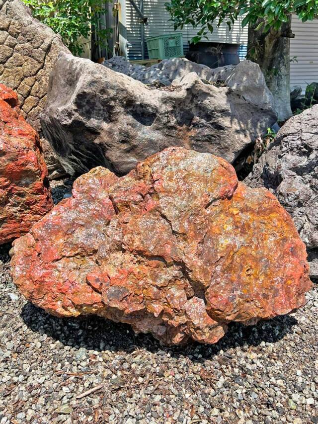 津軽錦石（青森県産）銘石 庭石 景石 110cmサイズ 碧玉 ジャスパー 坪