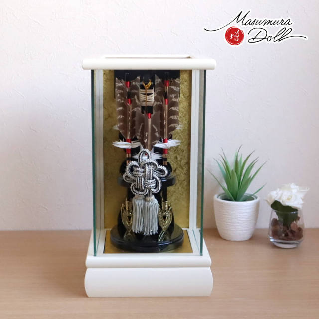 6号 ホワイトパノラマケース入り破魔弓 「寿」 国鳥 天然本キジ羽根 五