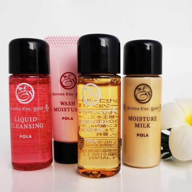 POLA ポーラ アロマエッセゴールド ミニボトル バス＆スキンケアセット