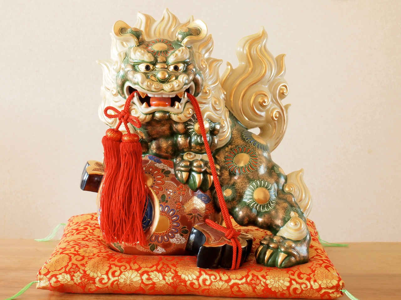 九谷焼 13号小槌獅子 緑彩 陶幸 マルヨネ 九谷焼マルヨネ 陶芸窯和陶房