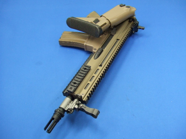 SCAR-L CQC FDE 次世代電動ガン | 東京マルイ