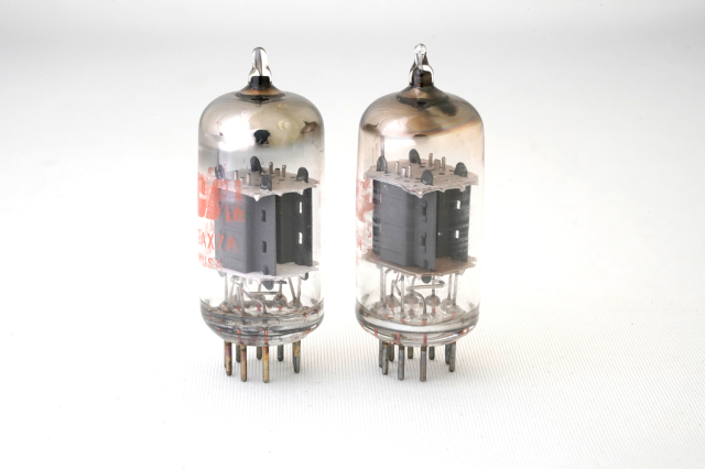 12AX7A RCA 2本1組