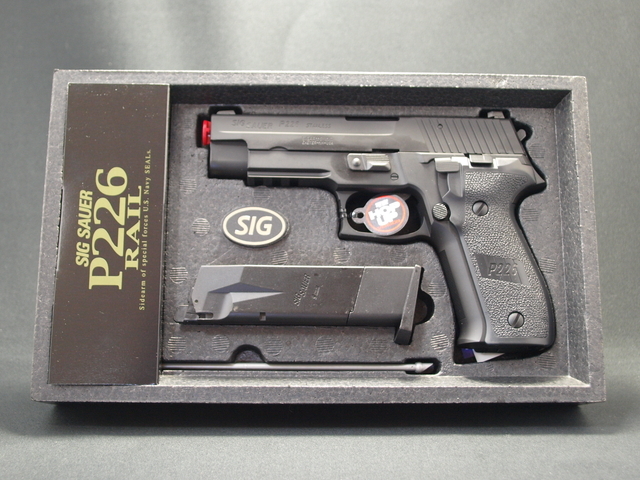 東京マルイ】 シグ・ザウエル P226R ビッグマグナム