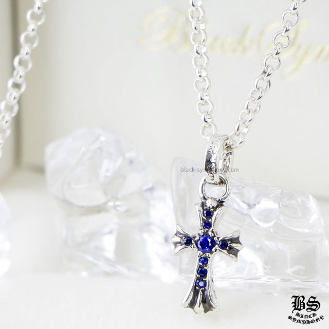 クロムハーツCHクロスベビーファットチャームwithパヴェブルー