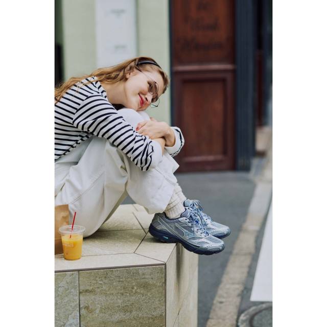 ミズノ MIZUNO MXR パープル×ブラック×ダークグレー メンズ スニーカー