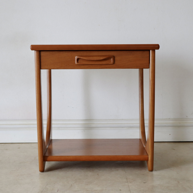 ジープラン（G-plan）製サイドテーブル 1個 商品番号【021064a