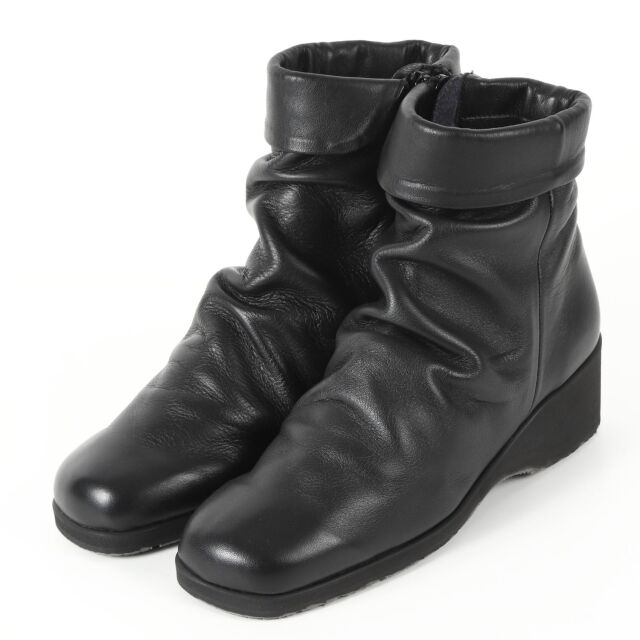 VITA NOVA（ヴィタノヴァ）2WAYスクエアトゥミドルブーツ ブラック