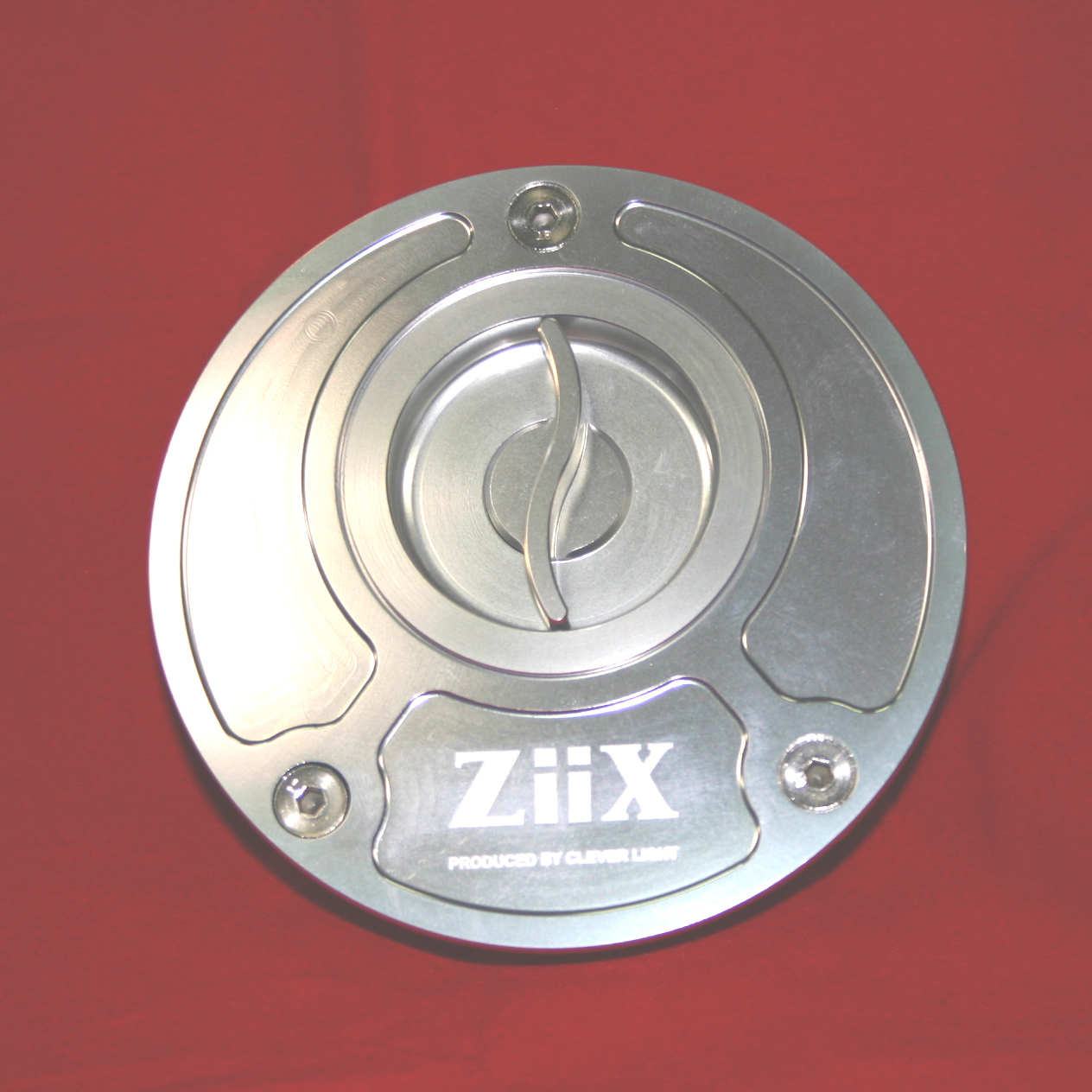 ZiiX タンクキャップ（ヤマハ/DUCATI） CLEVERLIGHT.INC