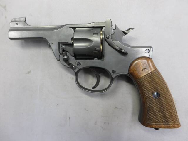 W*H様 エンフィールドリボルバー 木製グリップ モデルガン マルシン W