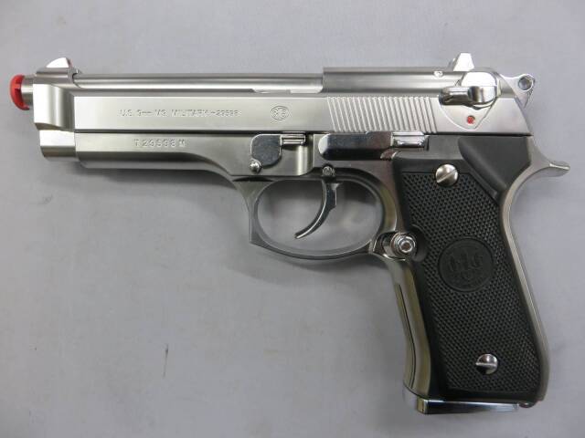 東京マルイ】M92F クロームステンレス