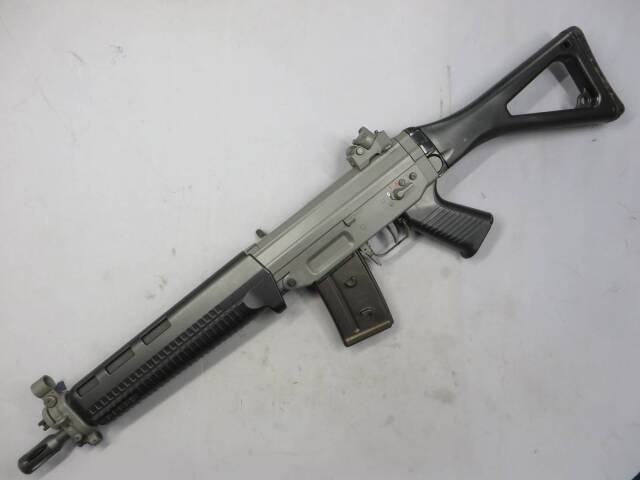 東京マルイ】SIG 551 SWAT スタンダード電動ガン