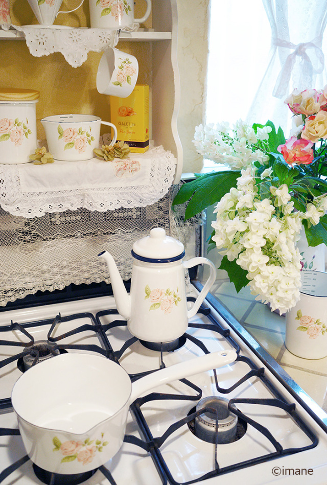 イマン ビビアンローズ ケルト やかん ホーロー 楽天市場】レトロ