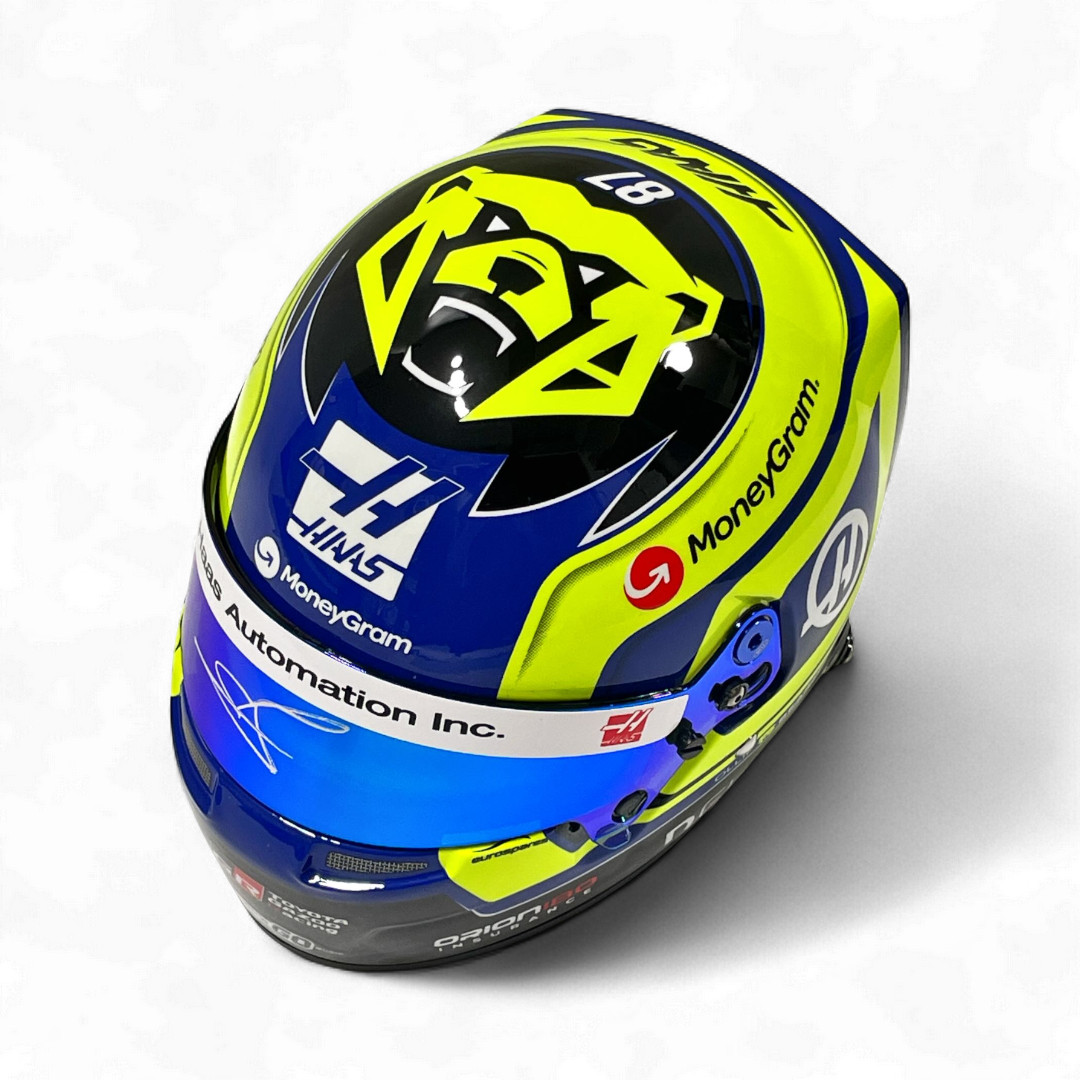 2025 O.ベアマン直筆サイン ハース 1/2ヘルメット F1グッズ・ミニカー