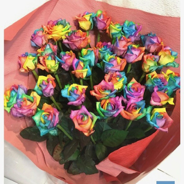 花束 レインボーローズ35本 [B-37000-1] 名古屋のフラワーギフト専門店