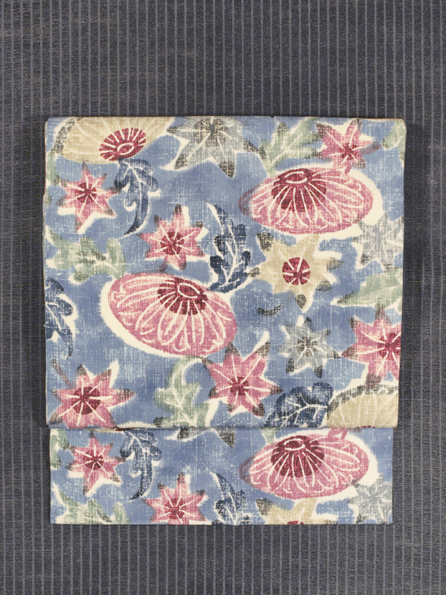 帯のアトリエ花邑 hanamura 銀座「菊に楓文様 ろうけつ染め 名古屋帯」