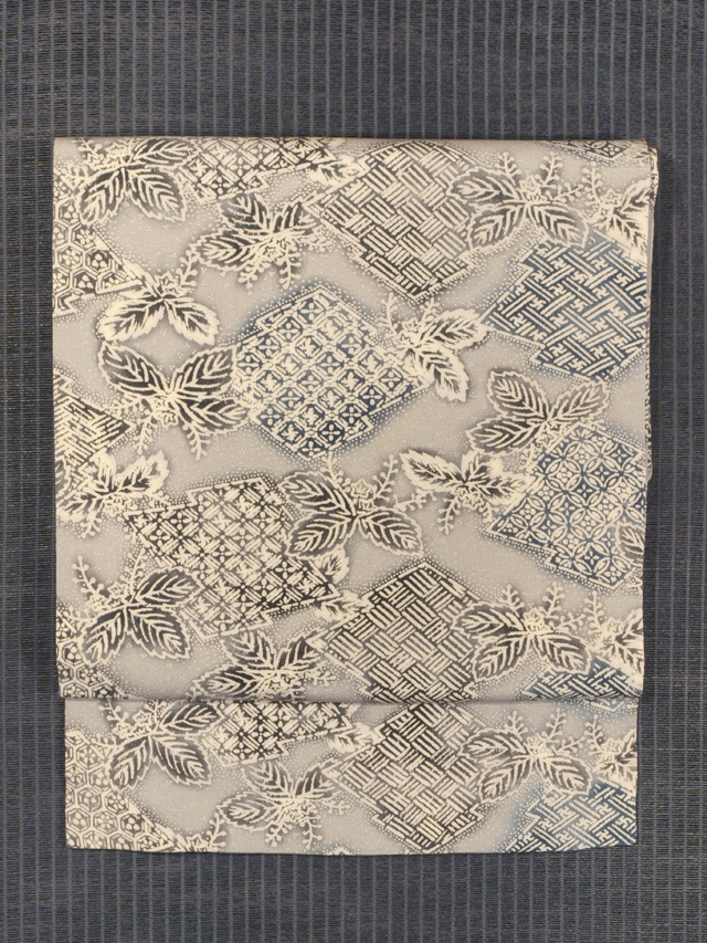 帯のアトリエ花邑 hanamura 銀座 「松皮菱に桐の花文様 型染め 名古屋帯」