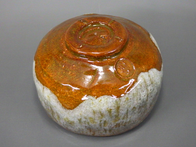 岩村与詩夫（大樋焼飴釉抹茶茶碗）