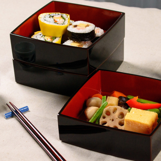 胴張三段重箱 溜内朱 5.5寸 木製 漆塗りお重箱 漆器の井助