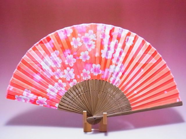 日本のおみやげ】◇絹扇子【桜】（オレンジ）「掛扇別売り」