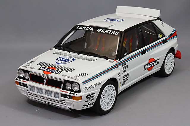 京商 1/18 ランチア デルタ HF インテグラーレ 