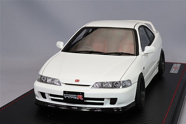 イグニッションモデル 1/18 ホンダ インテグラ (DC2) タイプR パール
