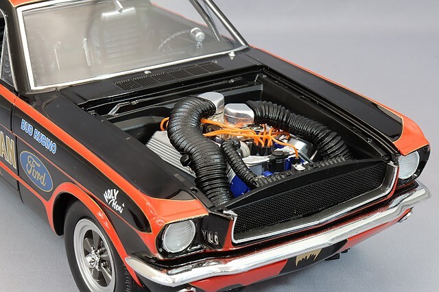 ACME 1/18 1965 フォード マスタング A/FX 