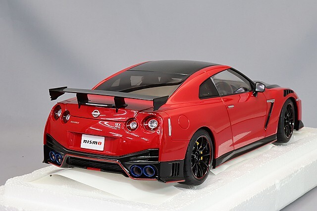 オートアート コンポジット 1/18 日産 GT-R (R35) ニスモ スペシャル