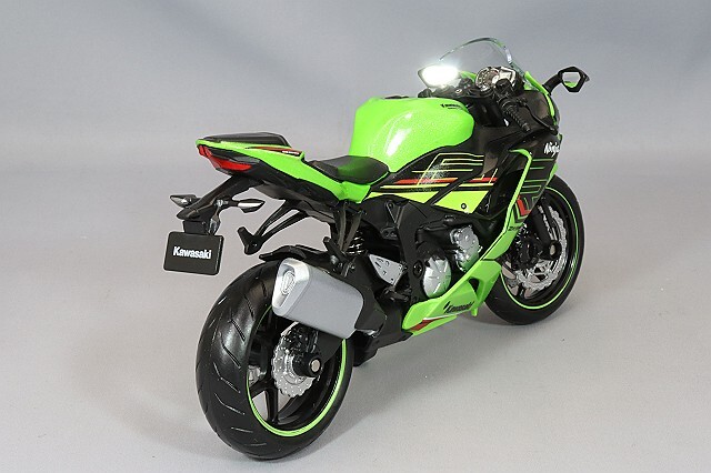 RMZ 1/12 2023 カワサキ ニンジャ ZX-6R グリーン
