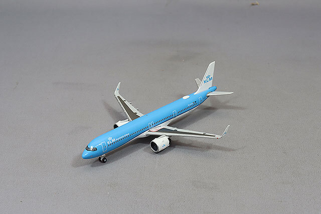 ヘルパ 1/500 エアバス A321neo KLMオランダ航空 