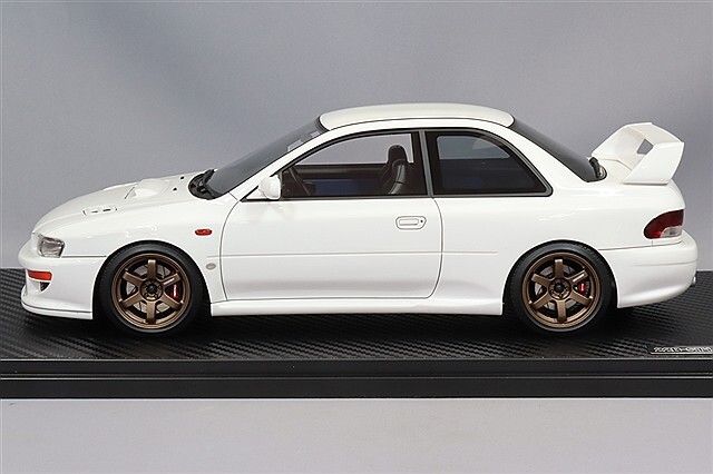 イグニッションモデル 1/18 スバル インプレッサ 22B-STi Ver. (GC8改