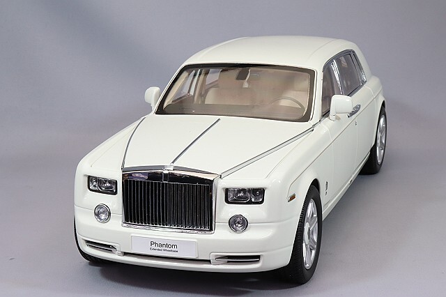 京商 1/18 ロールスロイス ファントム EWB イングリッシュホワイト