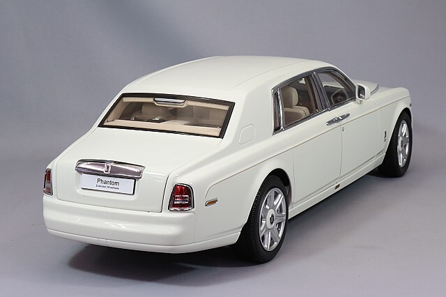 京商 1/18 ロールスロイス ファントム EWB イングリッシュホワイト