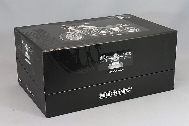 ミニチャンプス 1/12 ヤマハ VMAX 1993 シルバーメタリック