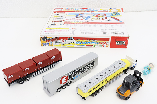 ミニカーショップ ケンボックス トミカギフトセットかんたん連結