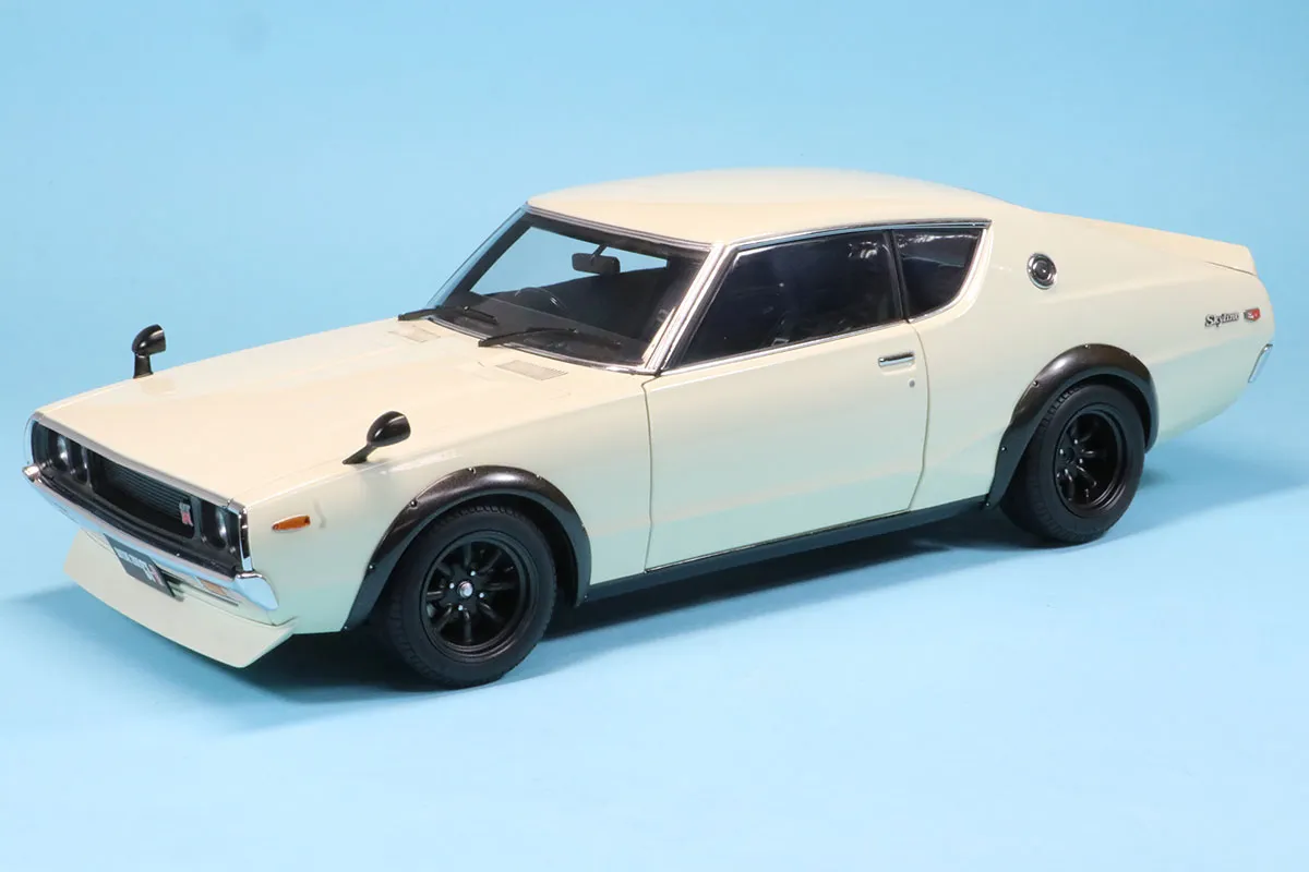 オートアート 1/18 ニッサン スカイライン 2000GT-R KPGC110 ケンメリ