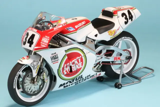 ミュージアムコレクション 1/12 スズキ RGV-γ WGP 1993 K.シュワンツ