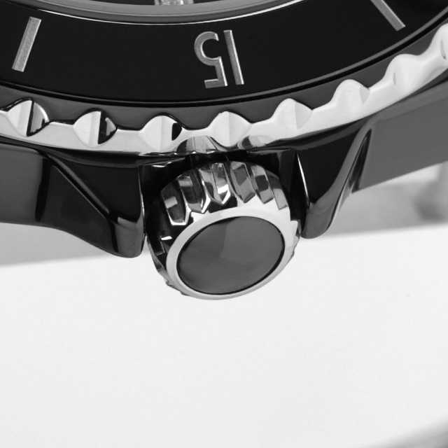 H5701 ブラック CHANEL（シャネル）J12 黒セラミック 12Pダイヤ 中古