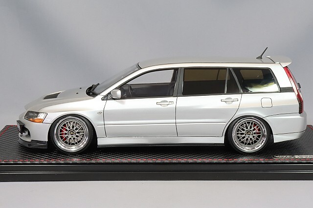 海外並行品 イグニッションモデル 1/18 三菱 ランサー