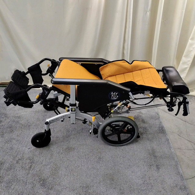 中古 リクライニング車椅子 Aランク】マイチルトコンパクト 3D MH-CR3D