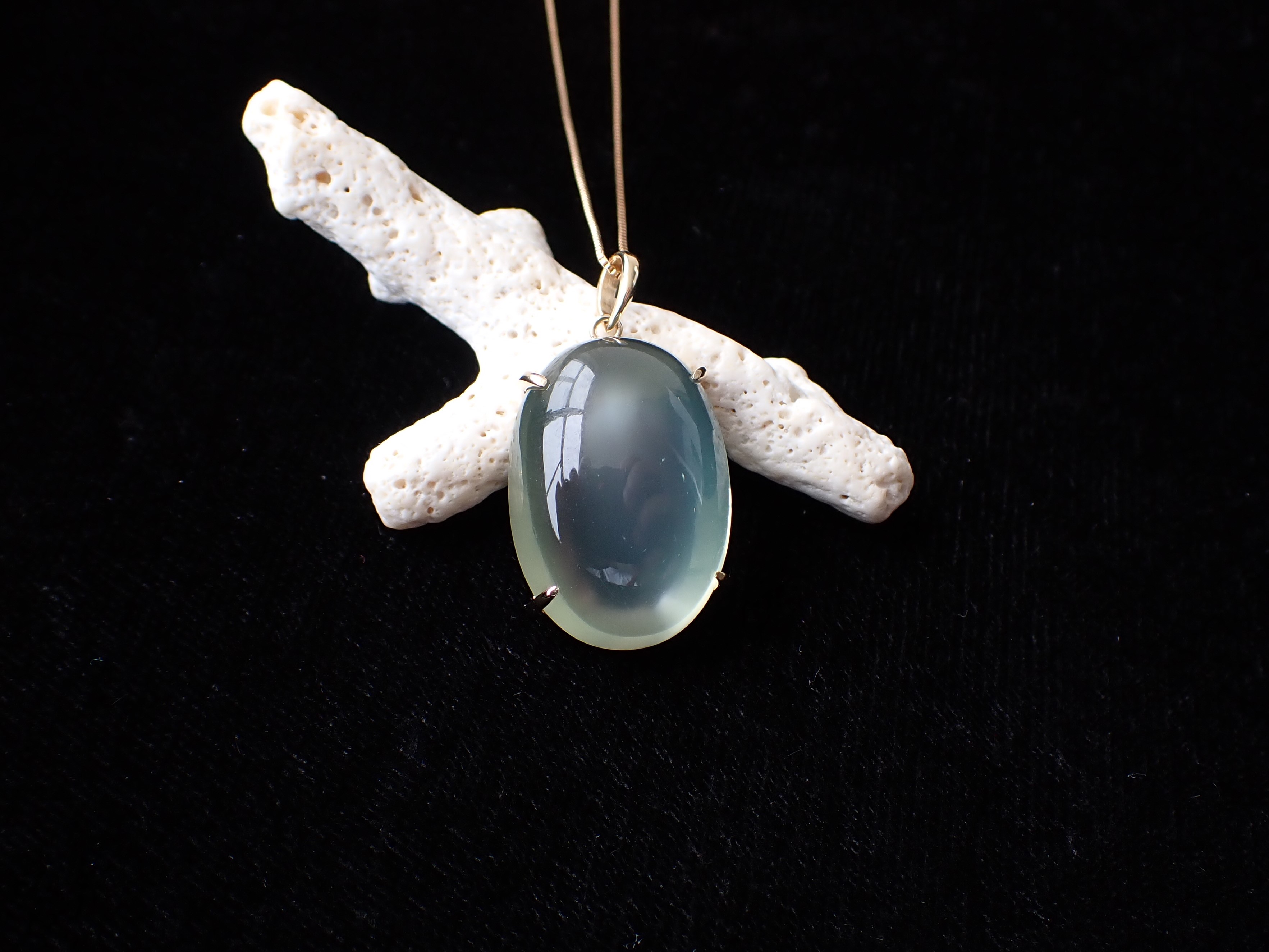 MC0235 【限定価格】 グリーンムーンストーン K18ペンダントトップ