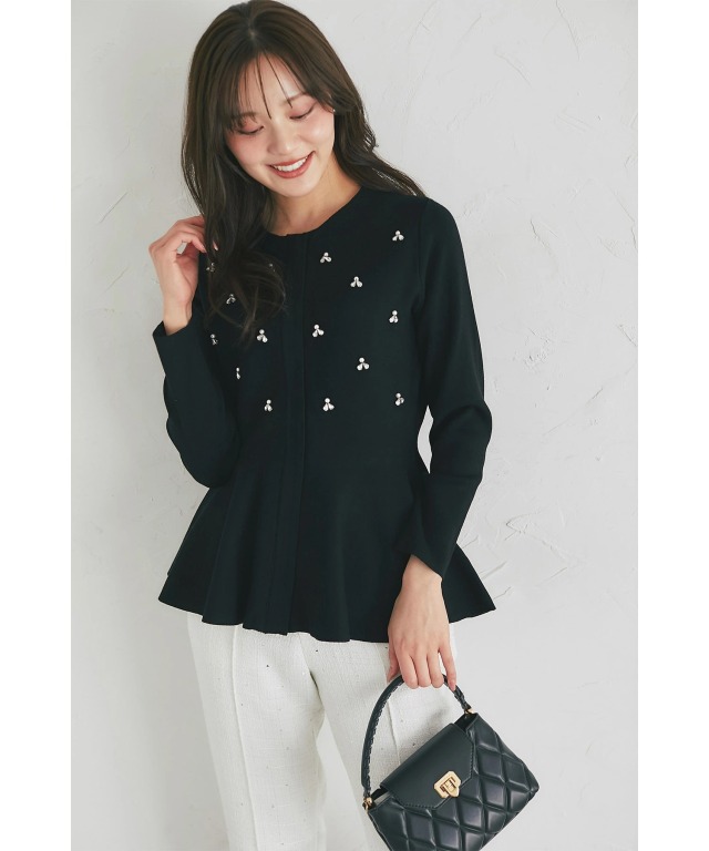 パールビジュー付きペプラムニットプルオーバー