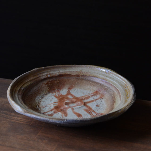 備前焼緋襷皿（CR-003） 作家「クリストファーレイヴェンホール」