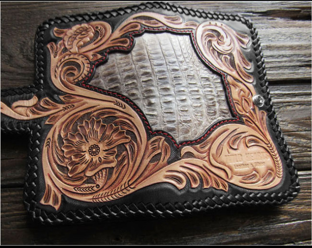 クロコダイル カイマン 手帳型 iPhoneケース 本革 ワニ革 カービング